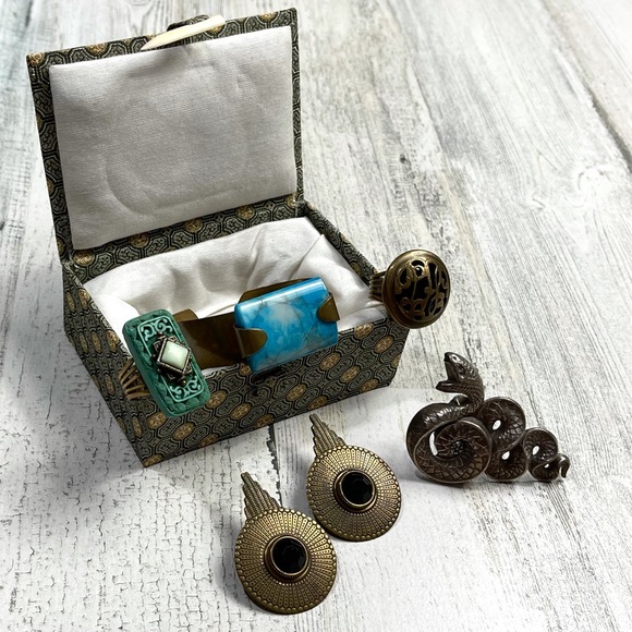 Jan Michaels Collectibles Bundle - Picture 11 of 15